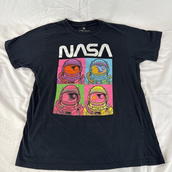 Nasa Shirt Men's Large Black Logo Astronaut Graphic Tee Short Sleeve PreOwned - Picture 3 of 8